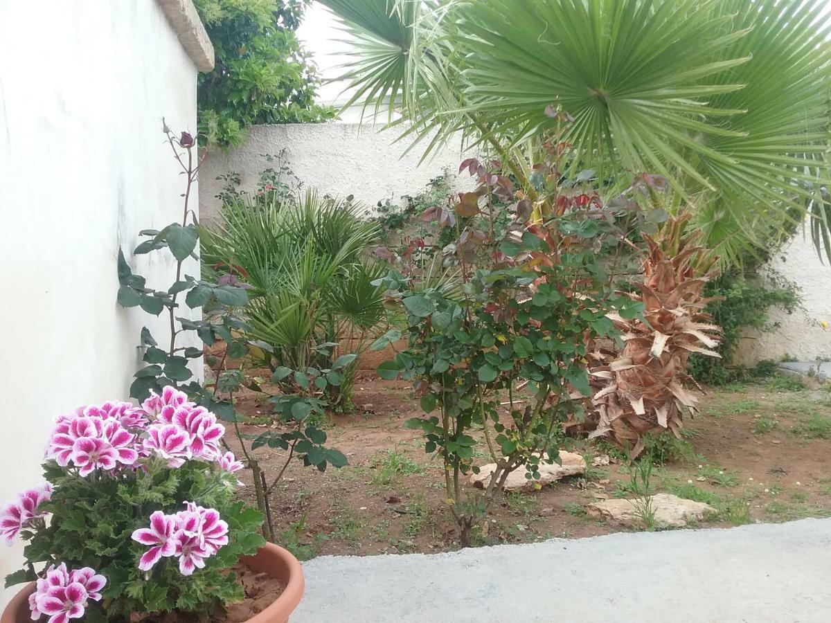 Li Curti B&B Melissano Exterior photo